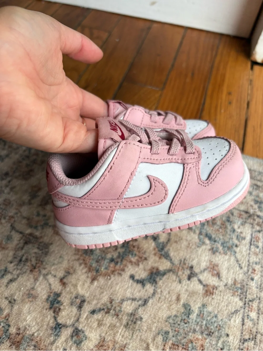6C Toddler Girls Rose Pink & White Nike Slip On Dunks